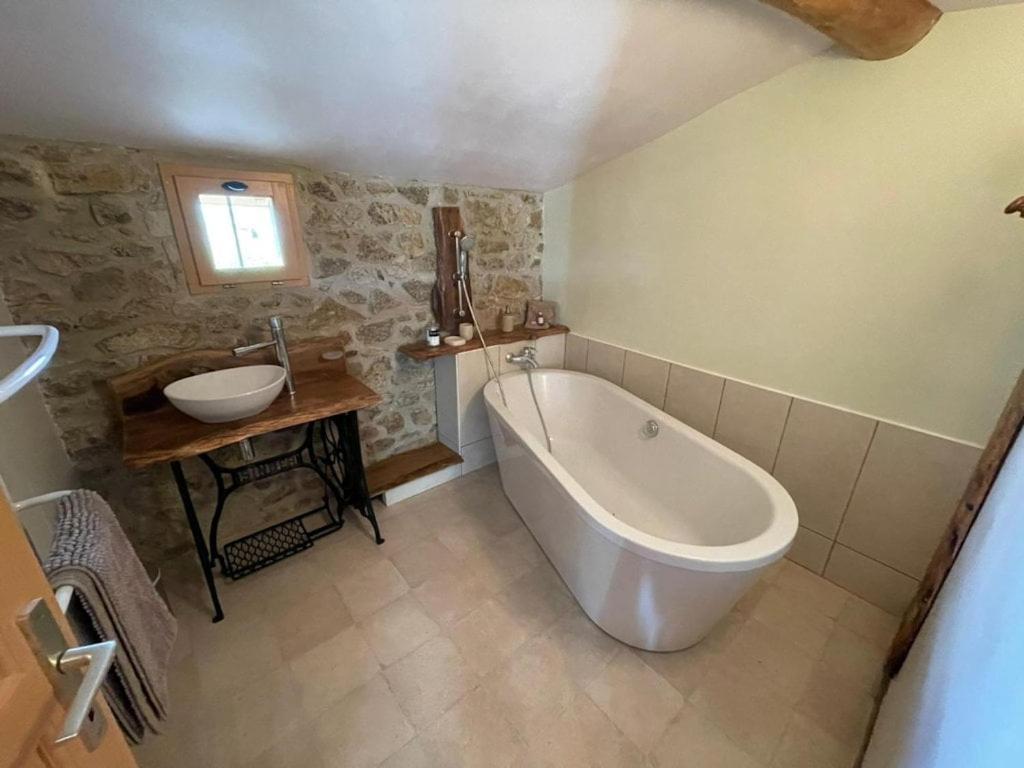 Domaine Saint Claude - Gite , Chambres D'Hotes & Hebergement Insolite Malleval Eksteriør bilde