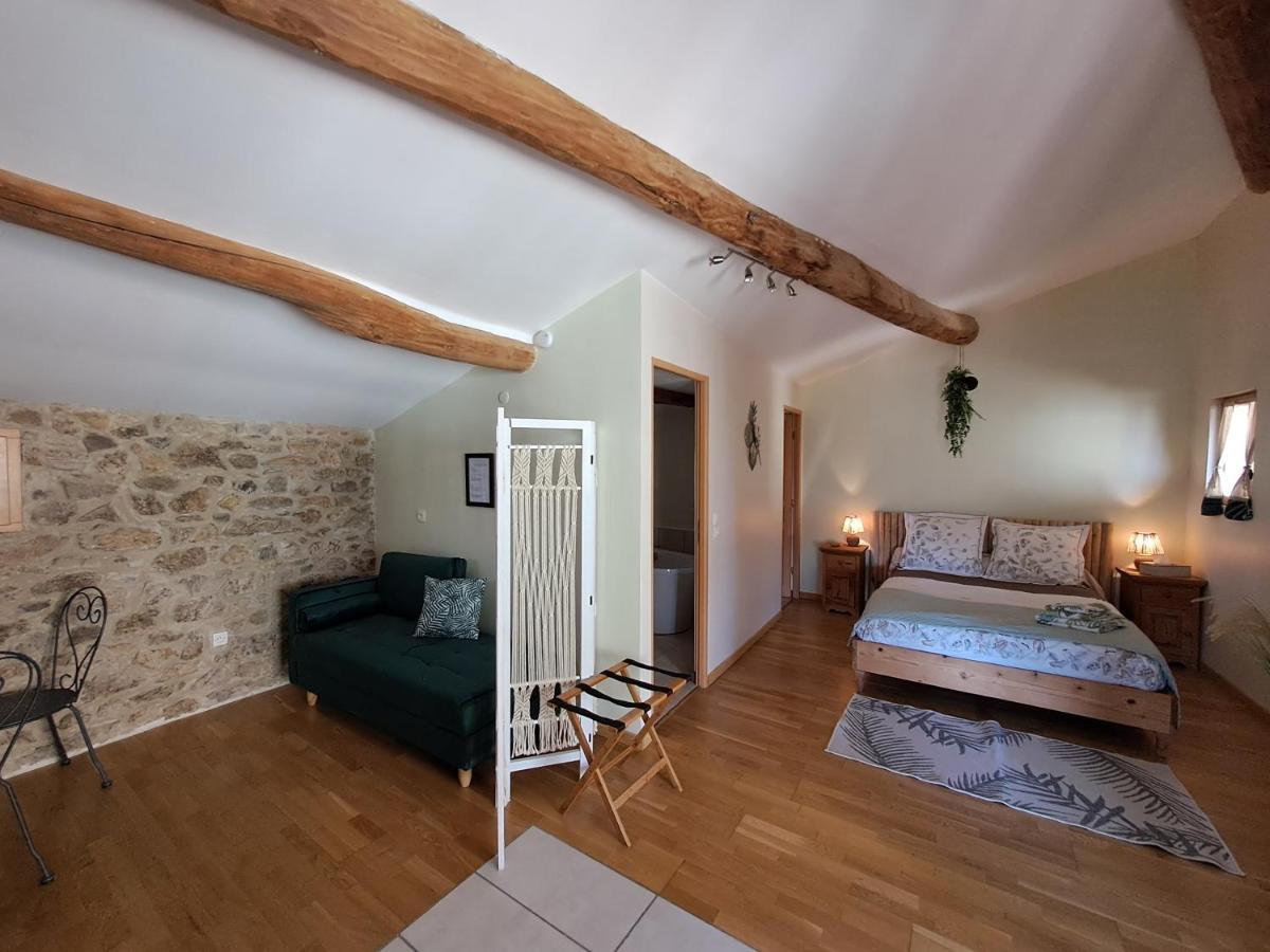 Domaine Saint Claude - Gite , Chambres D'Hotes & Hebergement Insolite Malleval Eksteriør bilde